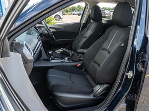 Хетчбэк Mazda Axela 2017 года, 1220000 рублей, Краснодар