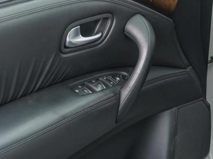 Внедорожник Infiniti QX56 2013 года, 2599000 рублей, Сургут