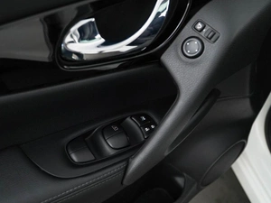 Внедорожник Nissan Qashqai 2018 года, 1848055 рублей, Москва