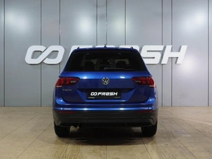 Внедорожник Volkswagen Tiguan 2020 года, 2494000 рублей, Воронеж