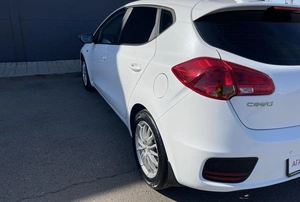 Хетчбэк Kia Ceed 2017 года, 1280000 рублей, Солонцы