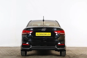 Седан Hyundai Solaris 2017 года, 1299000 рублей, Тюмень