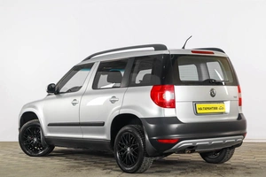Внедорожник Skoda Yeti 2012 года, 859000 рублей, Тюмень