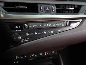 Седан Lexus ES 2018 года, 3449000 рублей, Воронеж