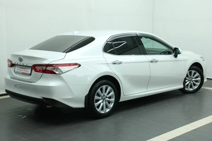 Седан Toyota Camry 2019 года, 3130000 рублей, Красноярск