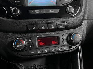 Хетчбэк Kia Ceed 2014 года, 989900 рублей, Казань