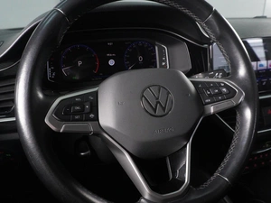 Лифтбек Volkswagen Polo 2020 года, 1789000 рублей, Красный Пахарь