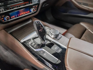 Седан BMW 5 серия 2017 года, 3700000 рублей, Красноярск