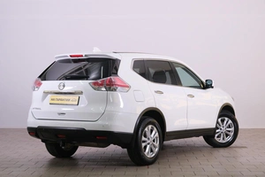 Внедорожник Nissan X-Trail 2017 года, 1799000 рублей, Омск