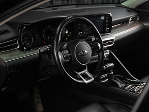 Седан Kia K5 2020 года, 2729000 рублей, Тюмень