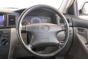 Седан Toyota Corolla 2002 года, 719000 рублей, Омск