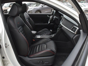 Седан Kia Optima 2018 года, 1845000 рублей, Краснодар