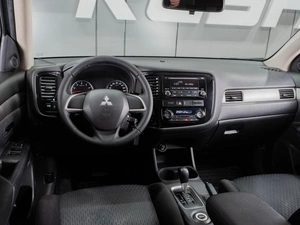 Внедорожник Mitsubishi Outlander 2013 года, 1349000 рублей, Тюмень