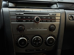 Хетчбэк Mazda 3 2006 года, 677000 рублей, Красноярск