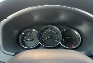 Седан Renault Logan 2020 года, 625000 рублей, Солонцы