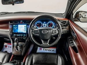 Внедорожник Toyota Harrier 2017 года, 2495000 рублей, Красноярск