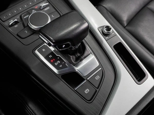 Седан Audi A4 2018 года, 2249000 рублей, Тюмень