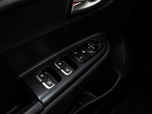 Хетчбэк Kia Rio X-Line 2018 года, 1485000 рублей, Краснодар