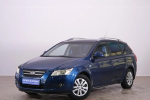 Хетчбэк Kia Ceed 2009 года, 899000 рублей, Омск