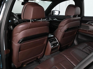 Седан BMW 7 серия 2019 года, 5669000 рублей, Аксай