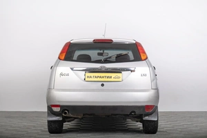 Хетчбэк Ford Focus 2001 года, 249000 рублей, Томск