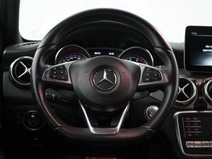 Внедорожник Mercedes-benz GLA-класс 2017 года, 2429050 рублей, Москва