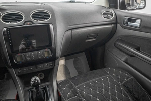 Хетчбэк Ford Focus 2006 года, 469000 рублей, Барнаул