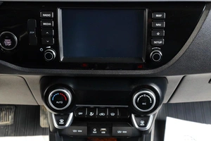 Седан Kia Rio 2019 года, 1469000 рублей, Тюмень