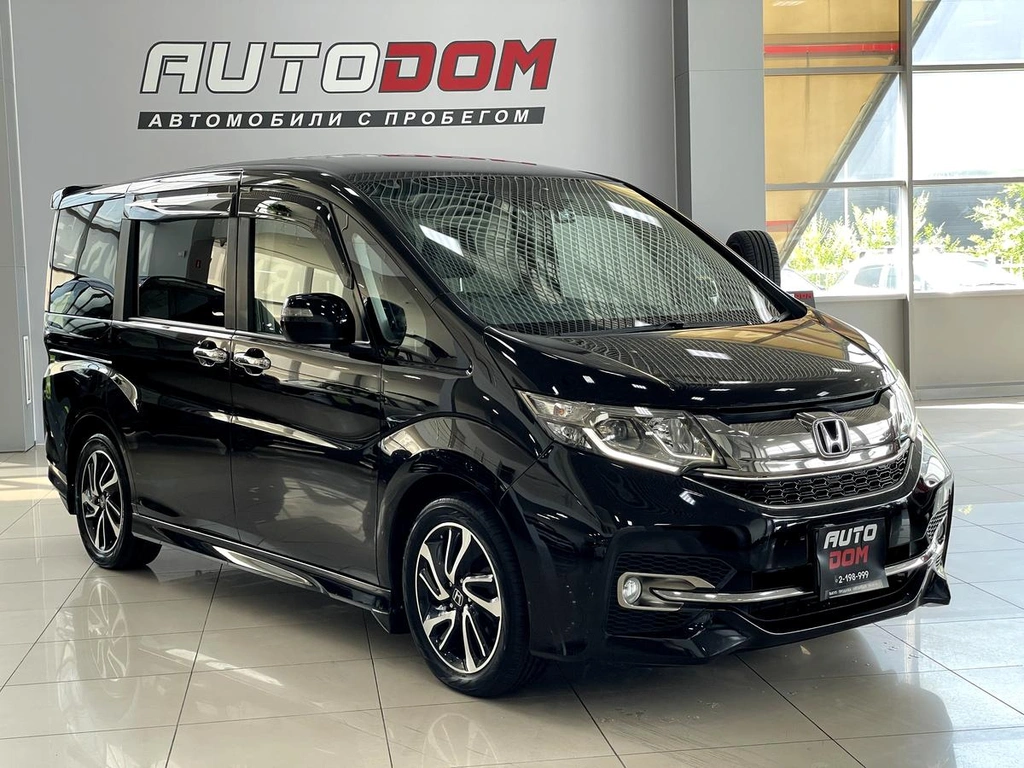 Минивэн Honda Stepwgn Spada 2015 года, 1797000 рублей, Солонцы