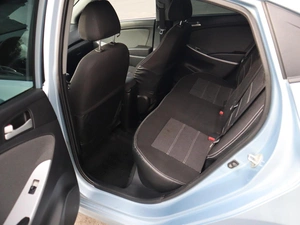 Седан Hyundai Solaris 2013 года, 905000 рублей, Железногорск