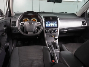 Седан Toyota Corolla 2011 года, 1170000 рублей, Воронеж