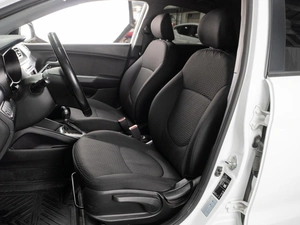 Седан Kia Rio 2015 года, 1043000 рублей, Тюмень