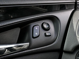 Седан Opel Insignia 2014 года, 1299800 рублей, Волгоград