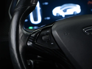 Лифтбек Tesla Model S 2017 года, 2951444 рублей, Москва