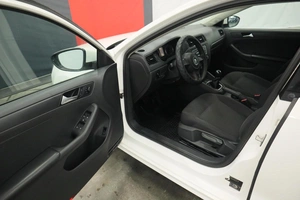 Седан Volkswagen Jetta 2014 года, 1255000 рублей, Курск