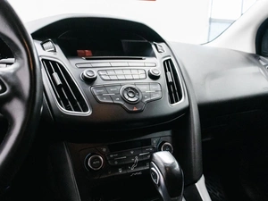Хетчбэк Ford Focus 2015 года, 849000 рублей, Красноярск