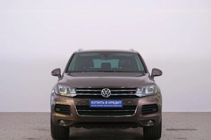 Внедорожник Volkswagen Touareg 2013 года, 2099000 рублей, Омск