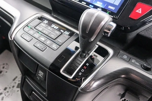 Минивэн Honda Stepwgn Spada 2019 года, 2299000 рублей, Красноярск