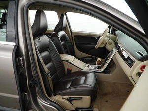 Универсал Volvo XC70 2010 года, 1357077 рублей, Москва