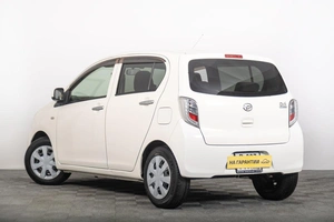 Хетчбэк Daihatsu Mira e:S 2015 года, 449000 рублей, Томск