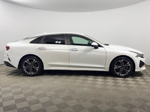 Седан Kia K5 2021 года, 2436200 рублей, Казань