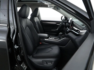 Внедорожник Toyota Highlander 2026 года, 5678434 рублей, Москва