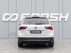 Внедорожник Volkswagen Tiguan 2018 года, 1980000 рублей, Краснодар