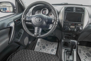 Внедорожник Toyota RAV4 2004 года, 849000 рублей, Барнаул