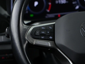 Лифтбек Volkswagen Polo 2021 года, 1798999 рублей, Москва