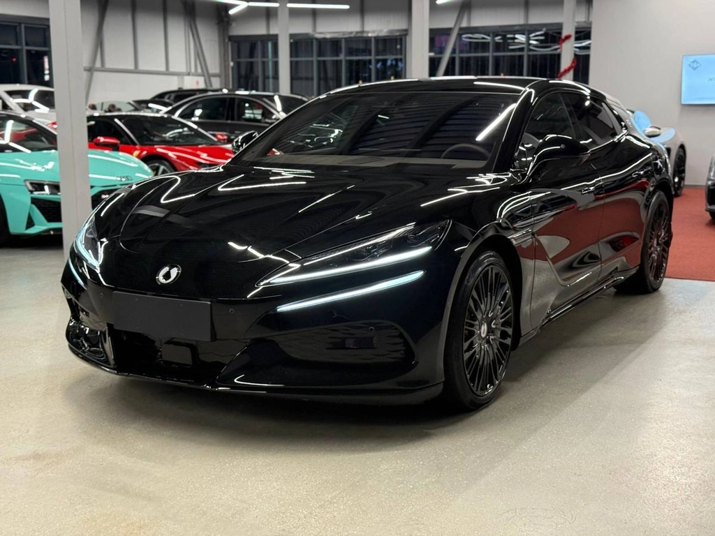 Хетчбэк Denza Z9 GT 2025 года, 8990000 рублей, Павловская Слобода