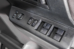 Минивэн Toyota Voxy 2007 года, 1089000 рублей, Барнаул