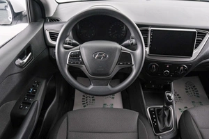 Седан Hyundai Solaris 2021 года, 1659000 рублей, Красноярск