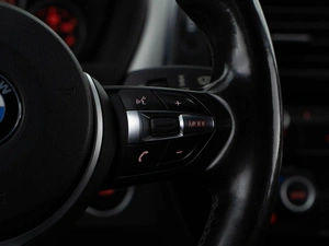 Седан BMW 3 серия 2015 года, 2137077 рублей, Москва