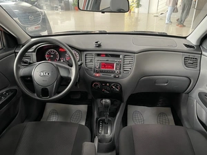 Седан Kia Rio 2010 года, 687000 рублей, Солонцы